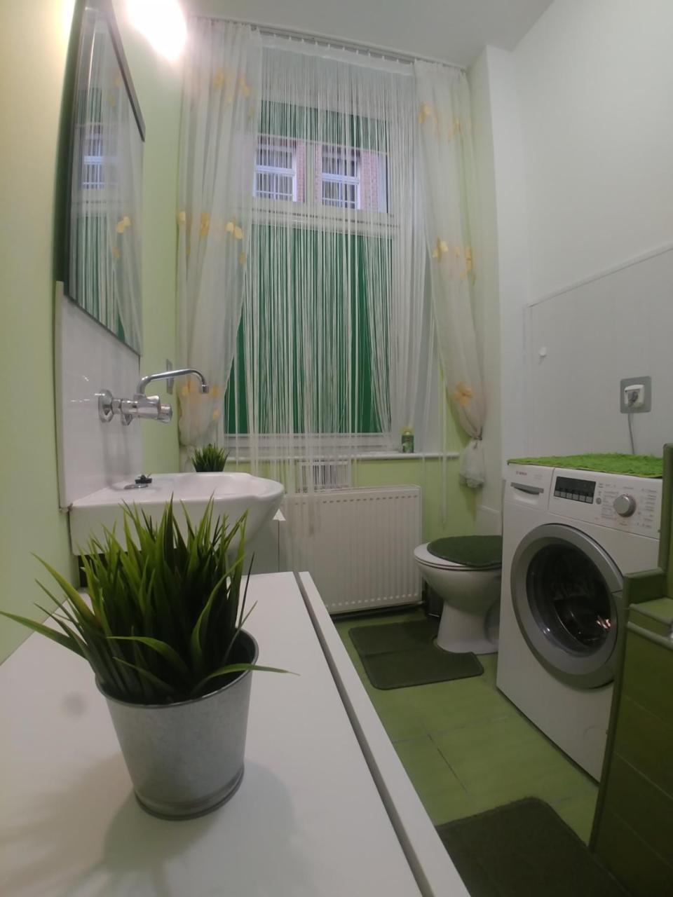 Room Near The Center Gdansk Exterior photo